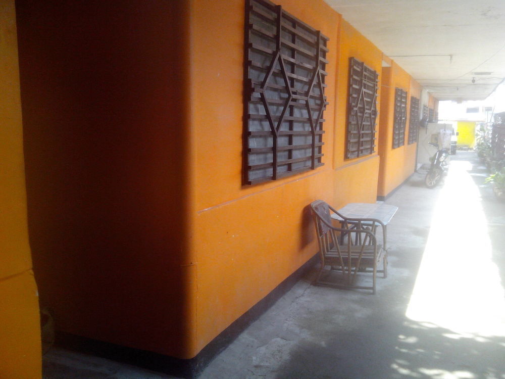 Quoyas Inn Davao Exterior photo